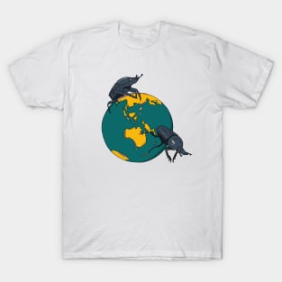 Dung beetles Rolling T-Shirt